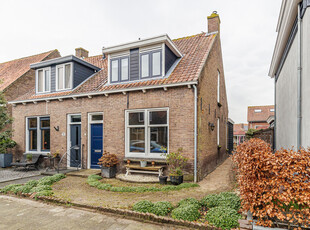 Emmastraat 33