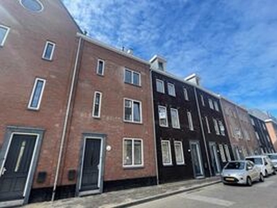 Eengezinswoning, tussenwoning te huur in Roermond