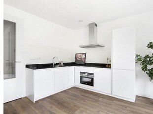 Huur 1 slaapkamer appartement van 105 m² in Den Haag