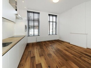 Huur 2 slaapkamer appartement van 39 m² in 's-Gravenhage