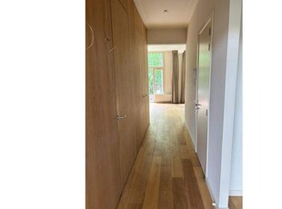 Huur 2 slaapkamer appartement van 77 m² in Utrecht