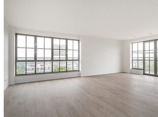 Huur 2 slaapkamer appartement van 84 m² in Tilburg