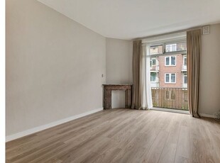 Huur 3 slaapkamer appartement van 75 m² in Amsterdam