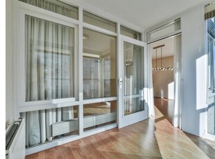 Huur 3 slaapkamer appartement van 80 m² in Amsterdam