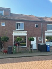 Woonhuis in Veldhoven met 4 kamers