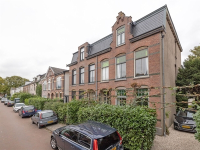 Pauwenstraat 19