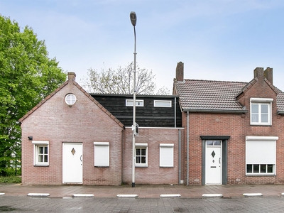 Rusheuvelstraat 13