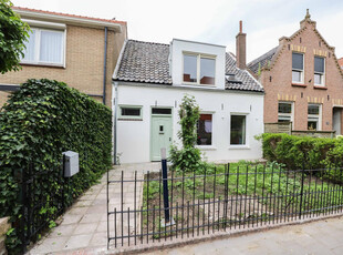 Damstraat 56