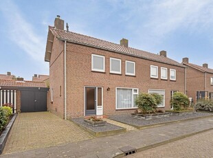 Vendelierstraat 8, Oirschot