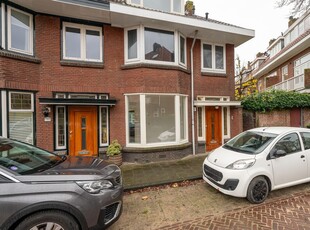 Hugo de Vriesstraat 1, Leiden