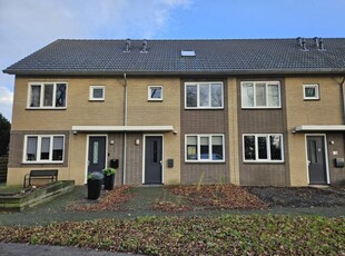 Woonhuis in Meppel met 6 kamers