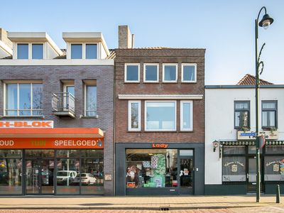 Oostvoorstraat 31*