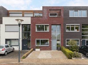 Woonhuis in Veldhoven met 6 kamers