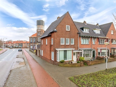 Linnaeusstraat 1