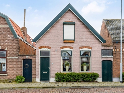 Voorstraat 48