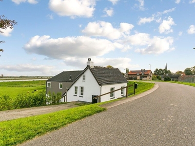 Lekdijk in Everdingen (140m2)