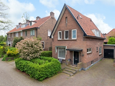 Schoolstraat 8