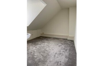 Huur 5 slaapkamer appartement van 124 m² in Vught