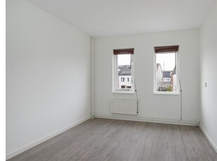 Huur 5 slaapkamer appartement van 127 m² in Leiderdorp