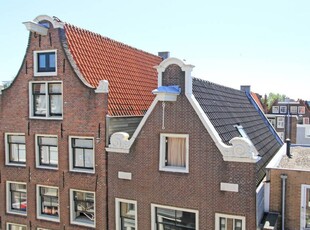 Studio in Amsterdam met 2 kamers