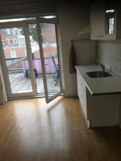 Studio in Eindhoven met 2 kamers