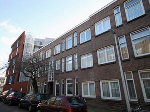 Woonhuis in 's-Gravenhage met 5 kamers