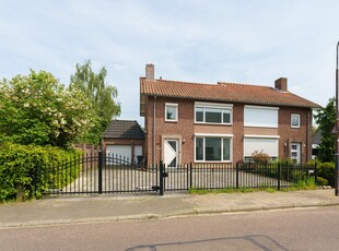 Woonhuis in Veldhoven met 4 kamers