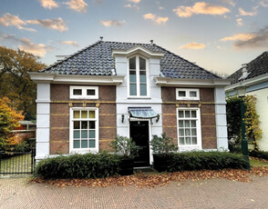 Woonhuis in Wassenaar met 6 kamers