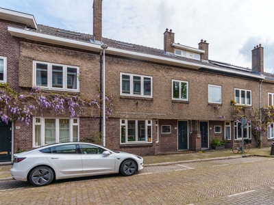 Hobbemastraat 42