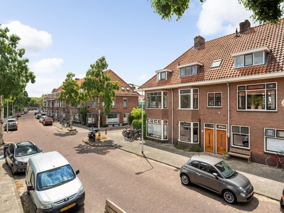 Van 't Hoffstraat 17