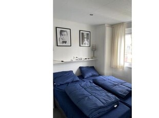 Huur 5 slaapkamer huis in 4+4