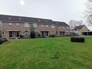 Woonhuis in Oldenzaal met 4 kamers