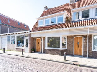 Woonhuis in Wassenaar met 6 kamers