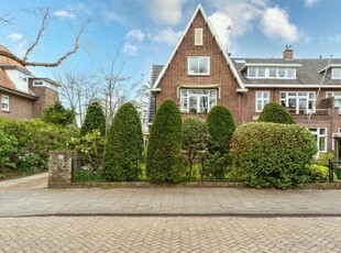 Woonhuis in Wassenaar met 9 kamers