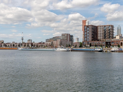 Appartement Maashaven N.z. in Rotterdam