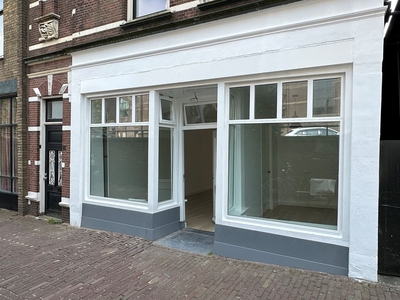 Dorpsstraat 16