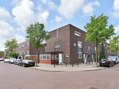 Drouwenstraat 5