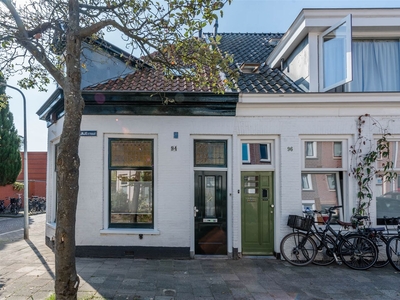 Oranjestraat 94