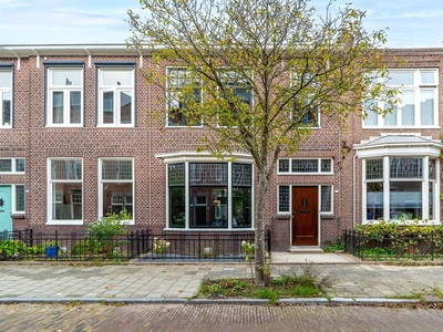 Anna Paulownastraat 8