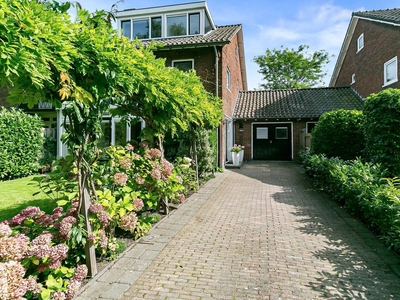 Pa Verkuijllaan in Badhoevedorp (163m2)