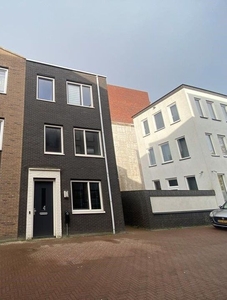 Woonhuis in Almere met 5 kamers