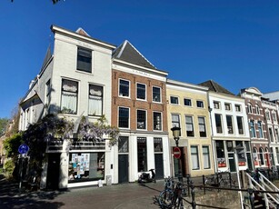 Bovenwoning Oudegracht, Utrecht huren?