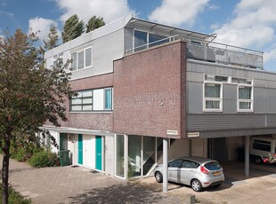 Woonhuis in Diemen met 2 kamers