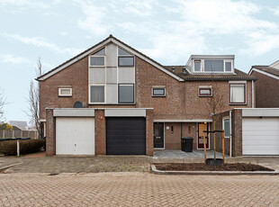 Alban Bergstraat 18