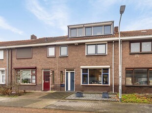 Bernhardstraat 5, Terneuzen