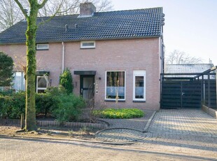 de Helling 38, Bakel