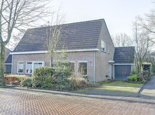 Esdoornstraat 10, 'S