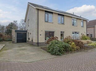 van Ostadestraat 48, Ommen