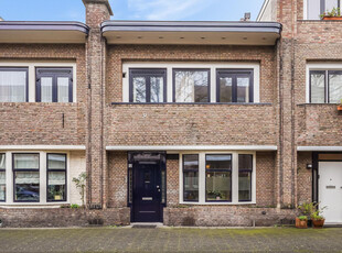 Van Panhuysstraat 12