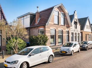 Emmastraat 14